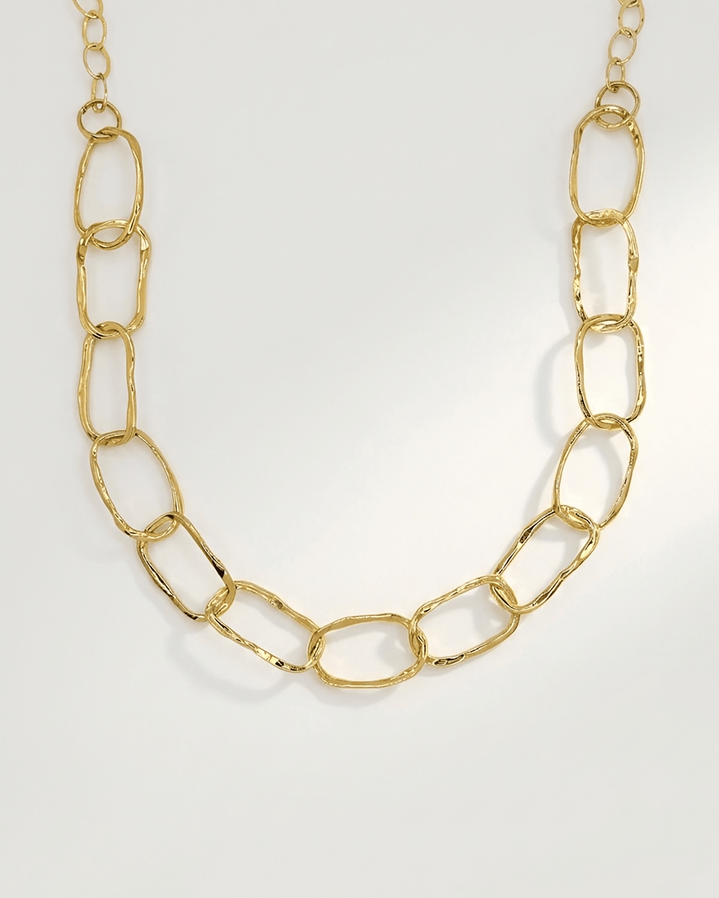 Elise Tsikis Paris Collier Pia