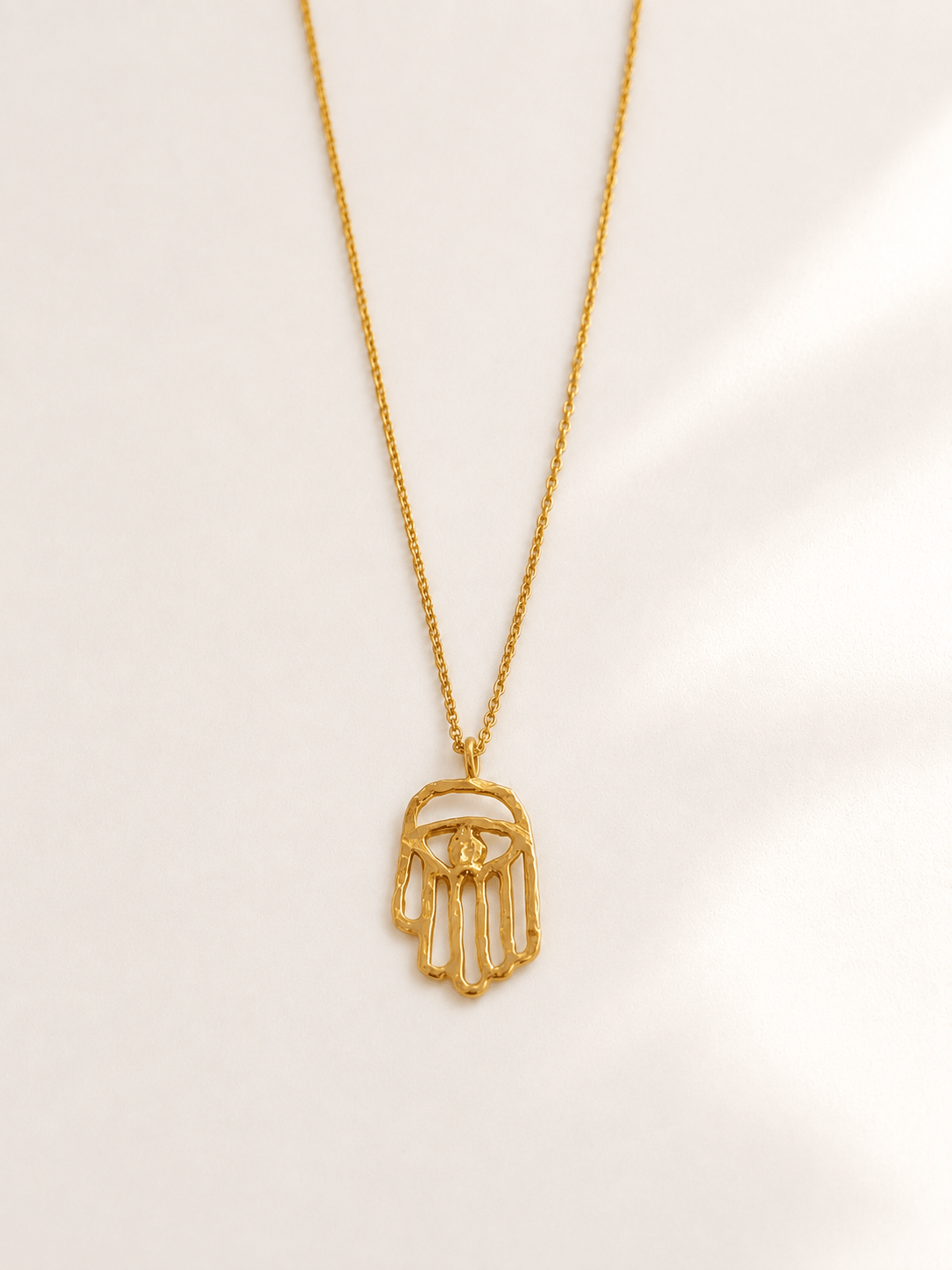 Elise Tsikis Paris Collier Proteccion