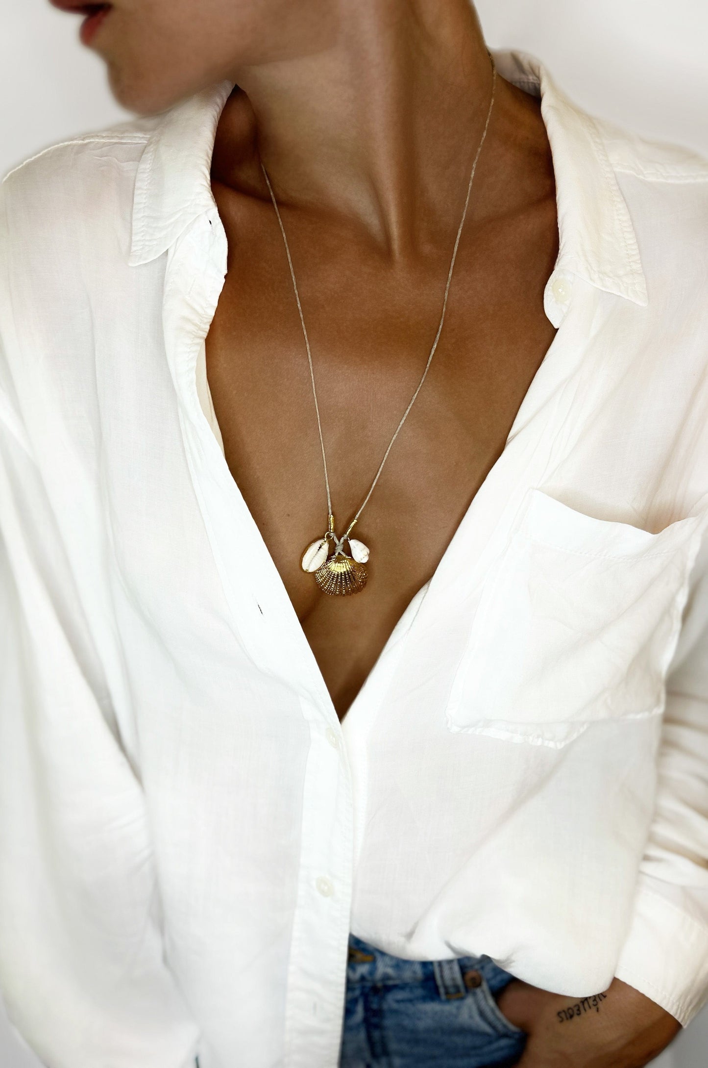 Elise Tsikis Paris Collier Samos
