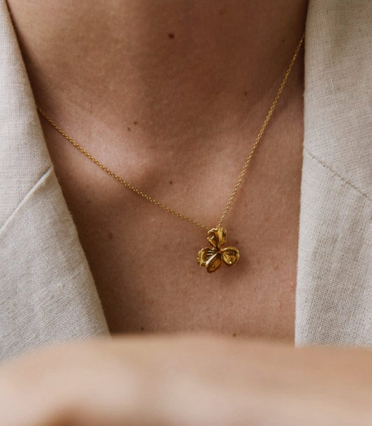 Elise Tsikis Paris Collier Silane