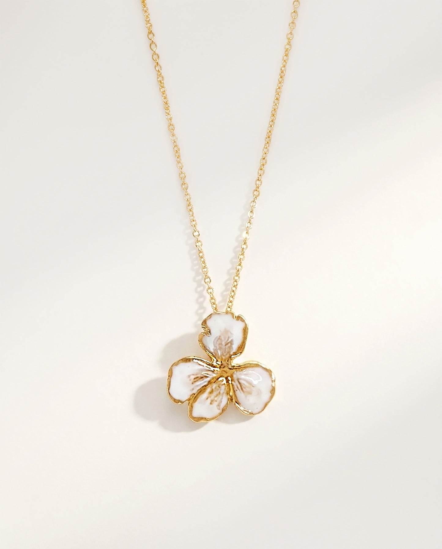Elise Tsikis Paris Collier Silane émaillé