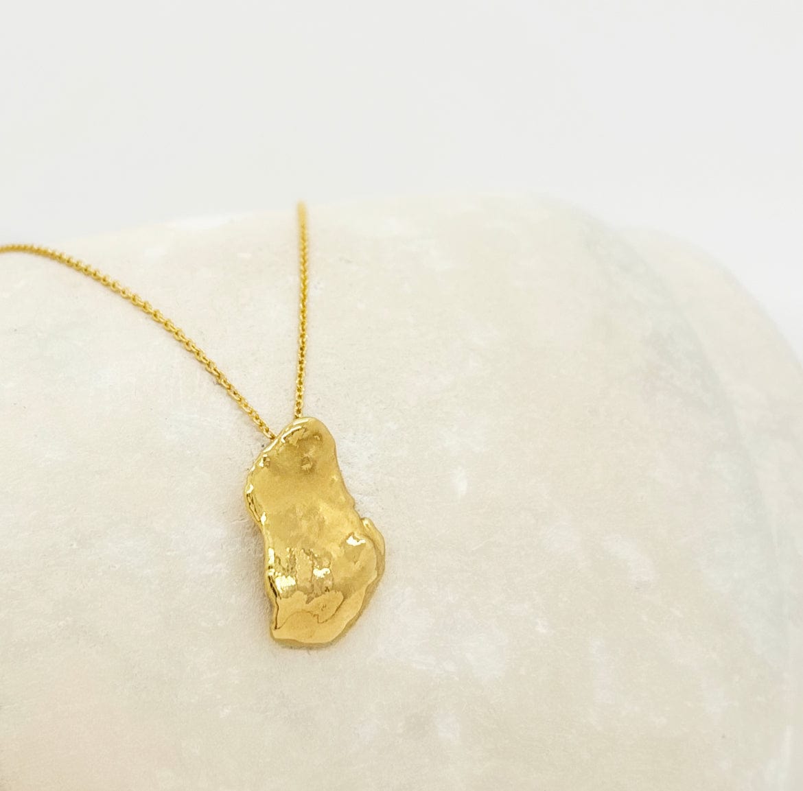 Elise Tsikis Paris Collier Toudas - archive