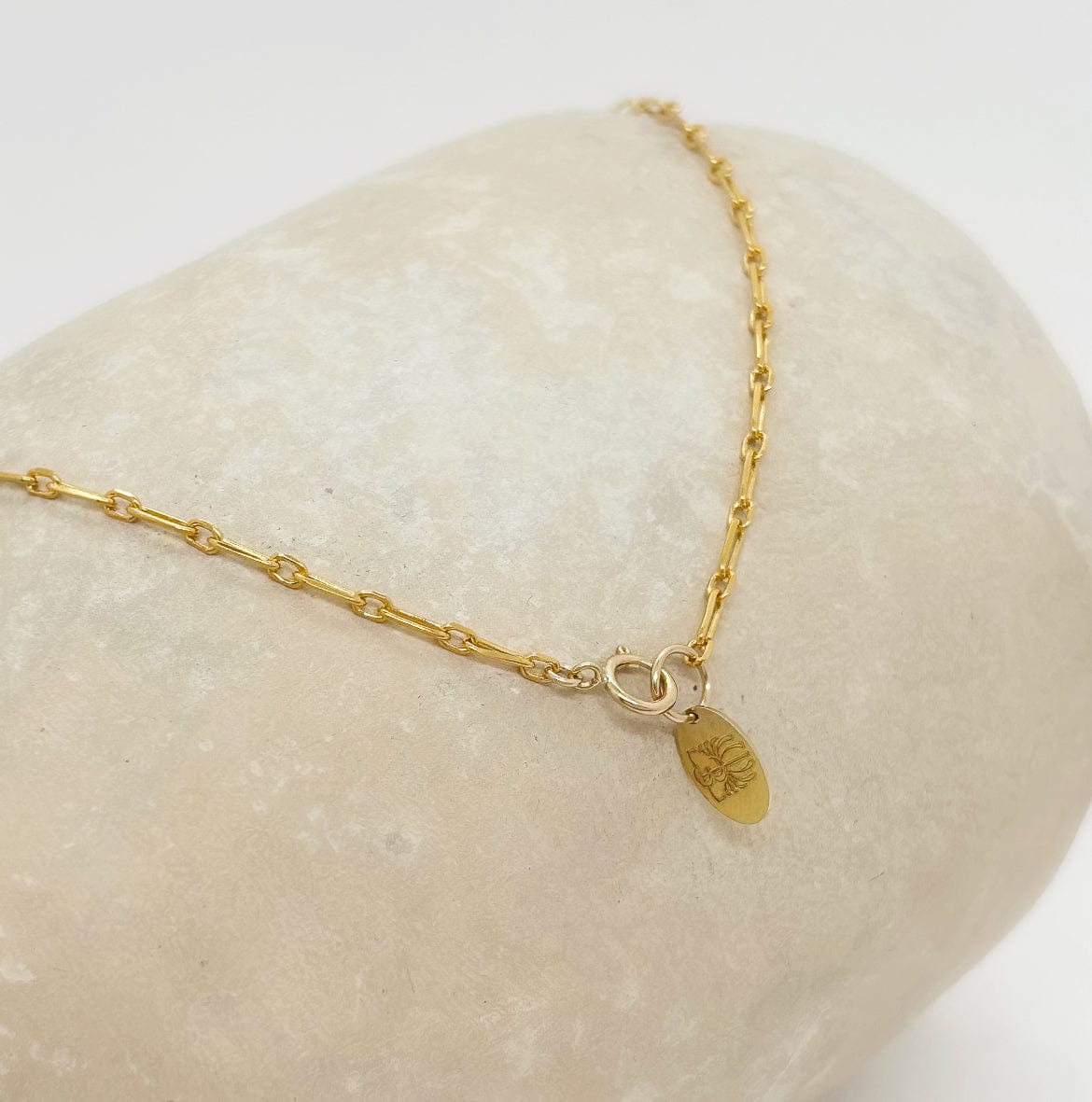 Elise Tsikis Paris Collier Zella