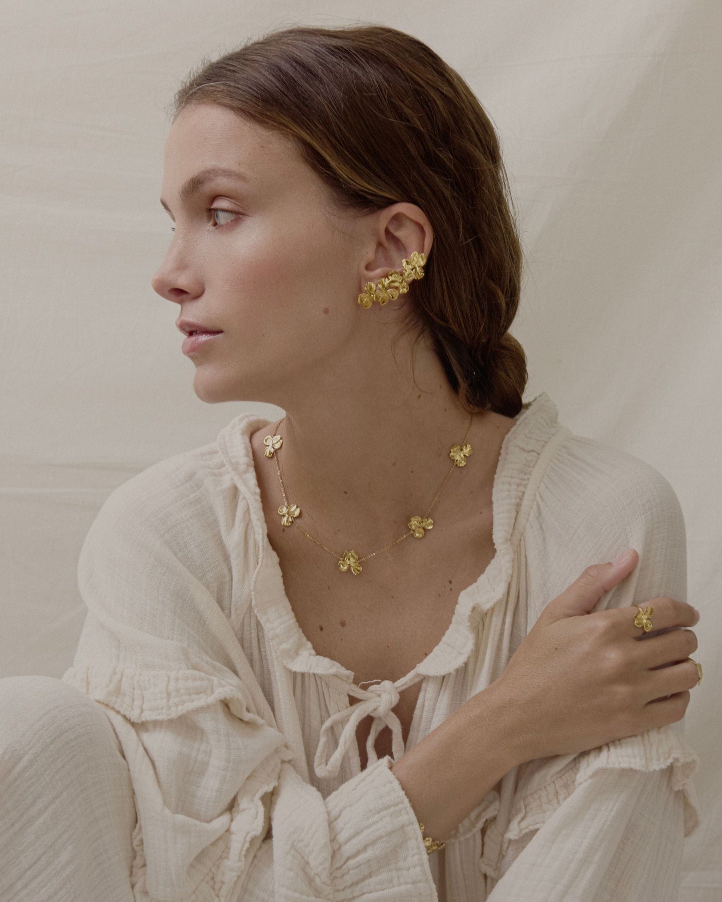 Elise Tsikis Paris Earcuff Fara