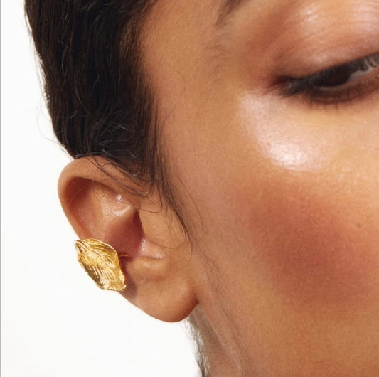 Elise Tsikis Paris earcuff Ilaona - archive