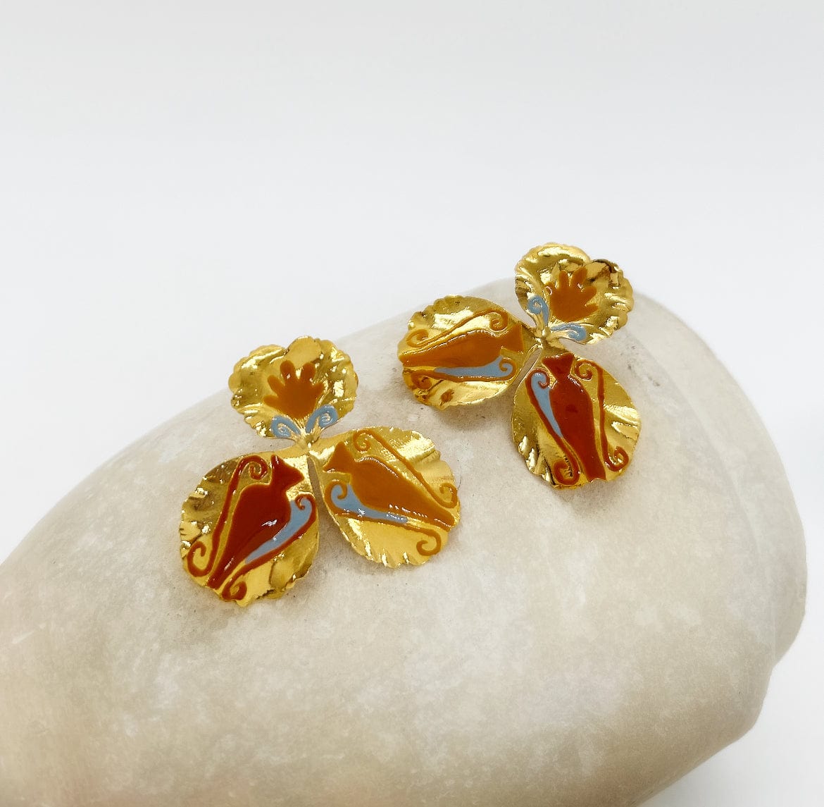 Elise Tsikis Paris Pensee médium Elise Tsikis x Dalel Ouasli - archive