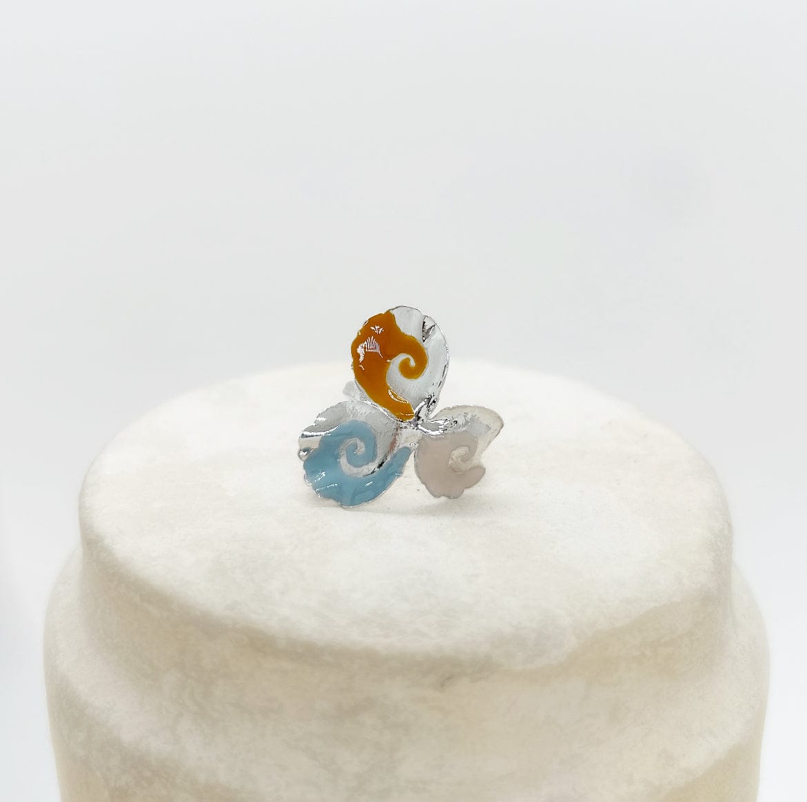 Elise Tsikis Paris Pensée medium Elise Tsikis x Dalel Ouasli - archive