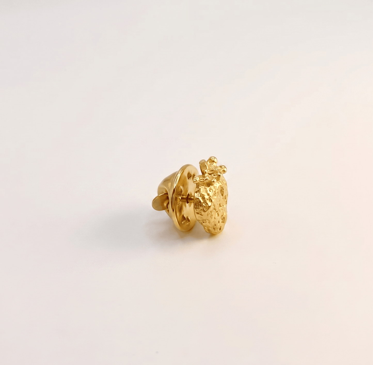 Elise Tsikis Paris Pin's Fraisier - archive