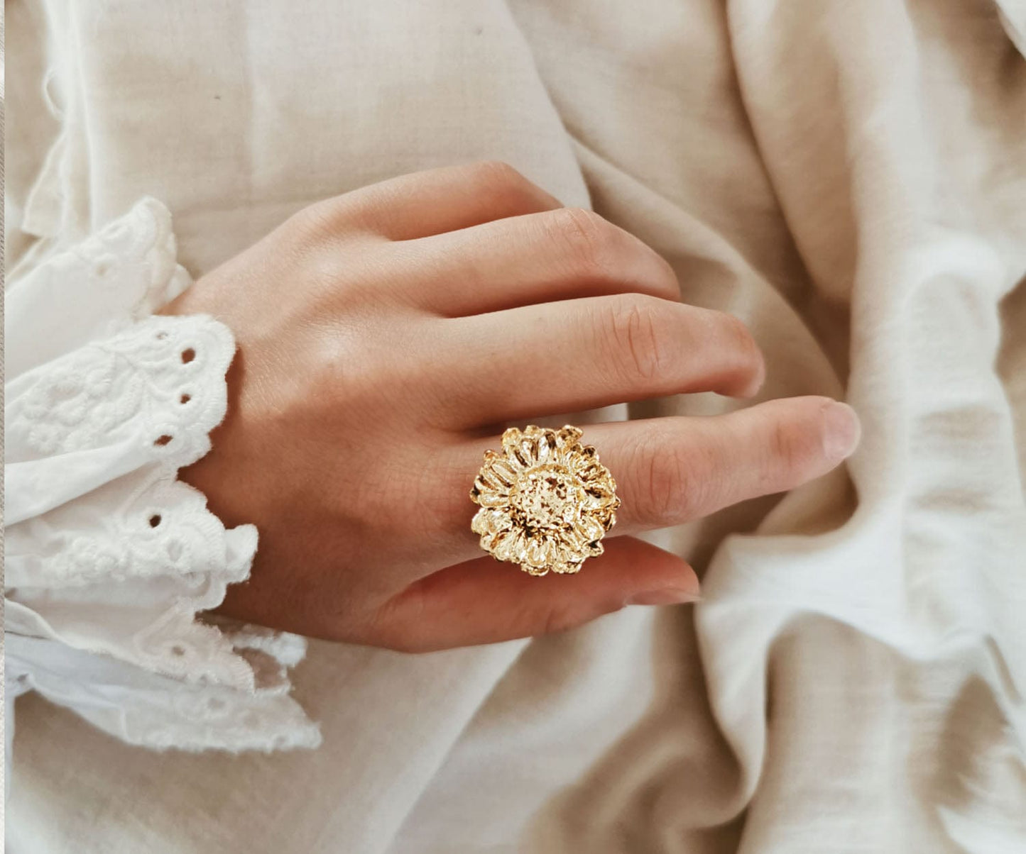 Elise Tsikis Paris Bague Siblas Gold - archive