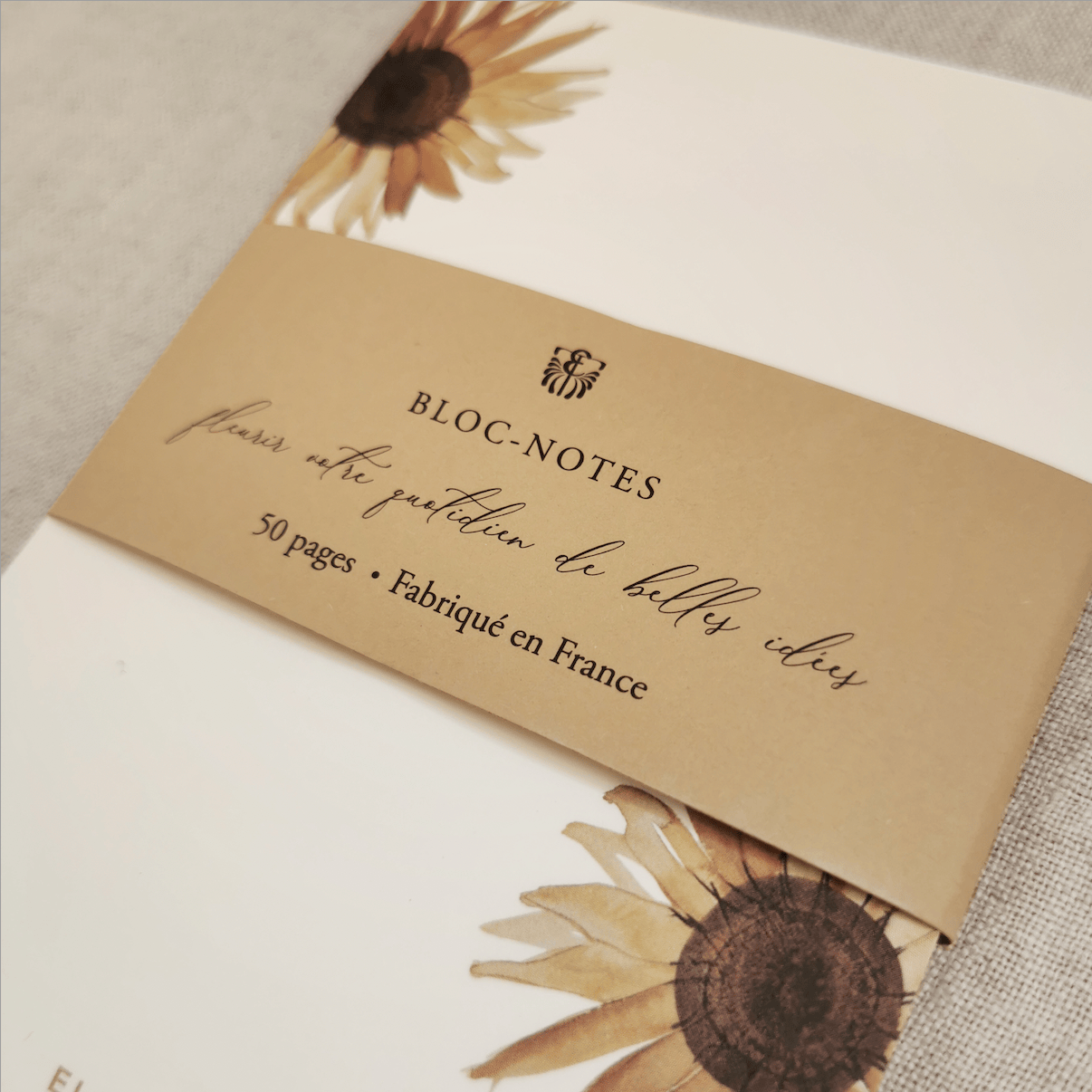 Elise Tsikis Paris Bloc-note Angela