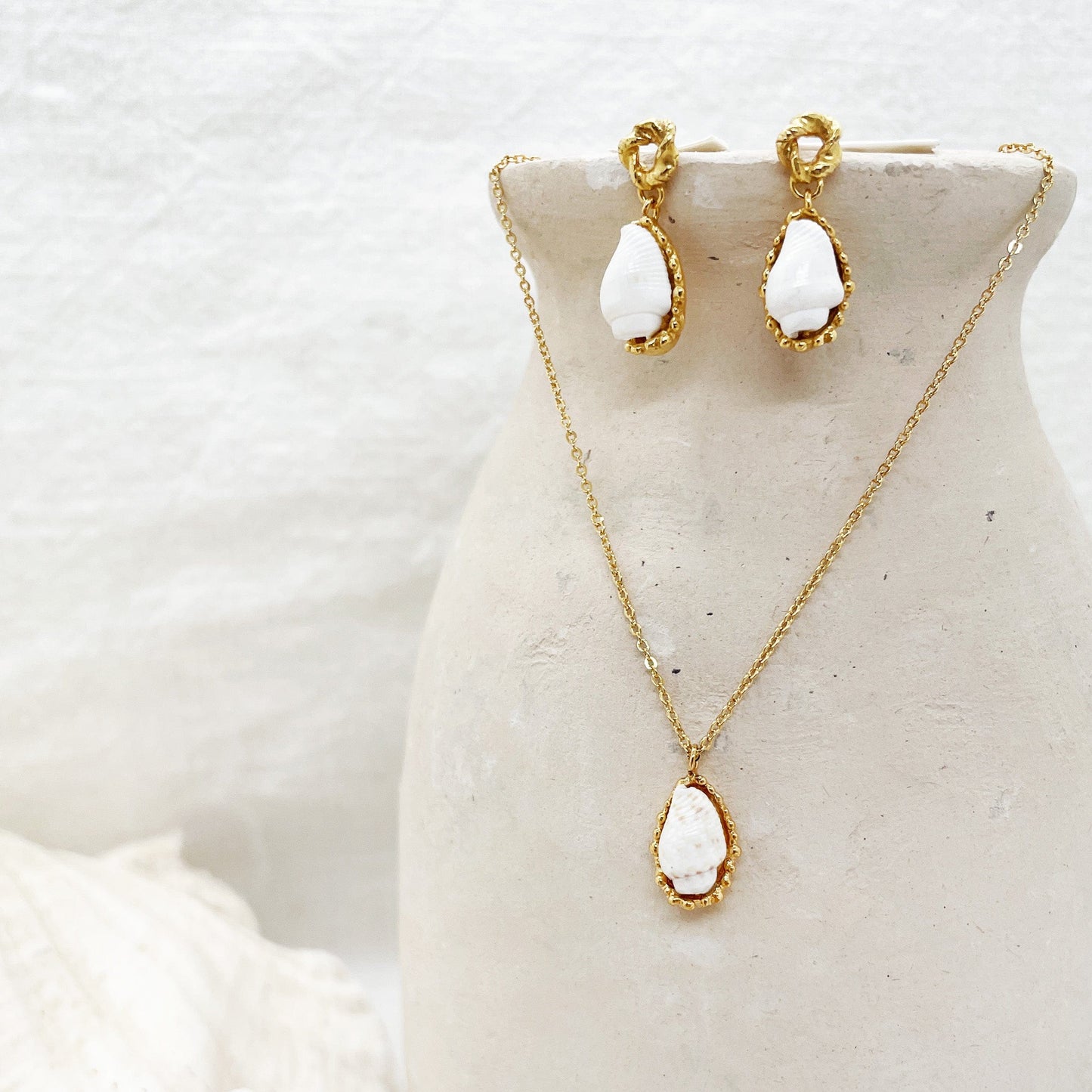 Elise Tsikis Paris Boucles d'oreilles Brume