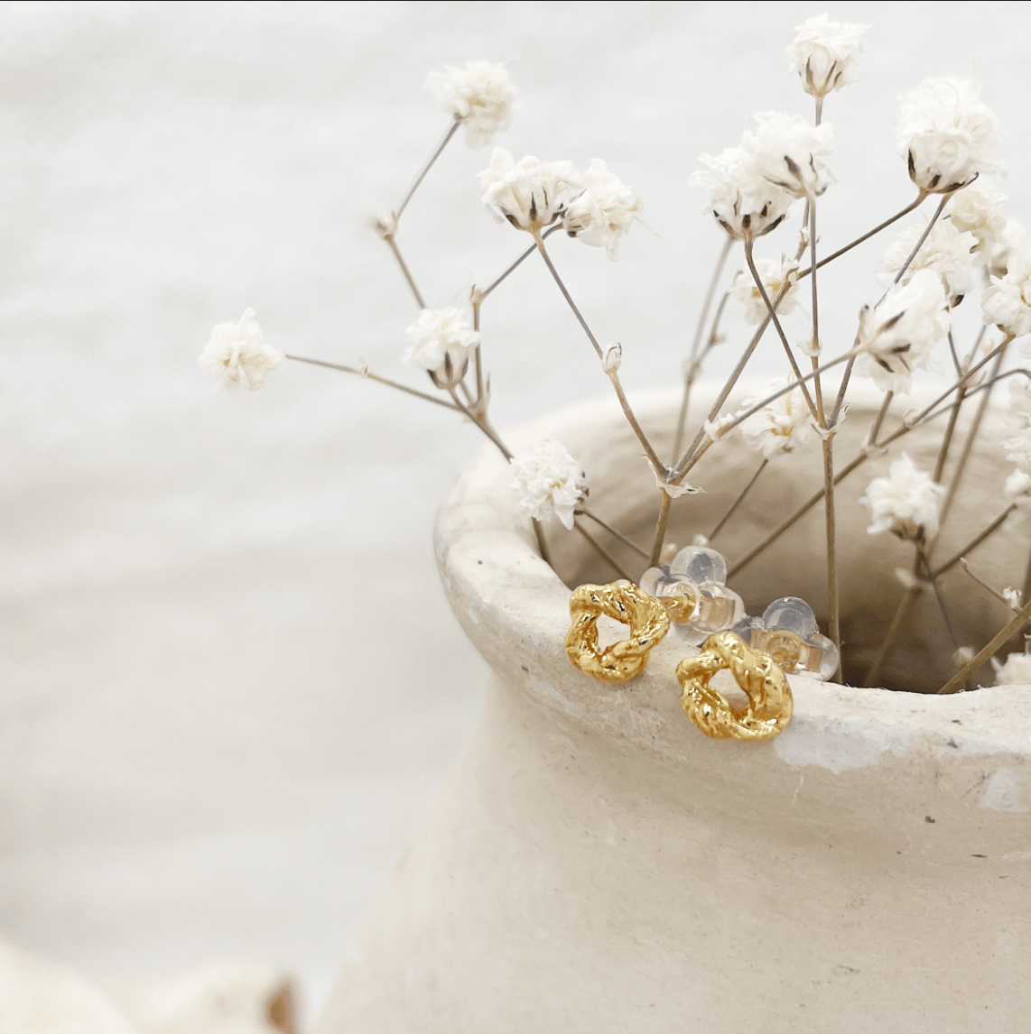 Elise Tsikis Paris Boucles d'oreilles Lilee