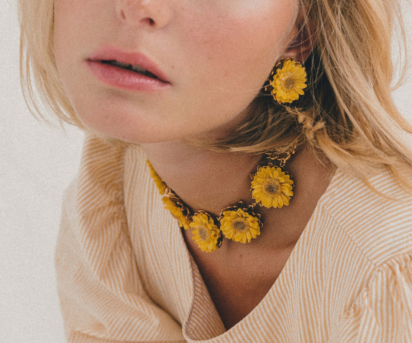 Elise Tsikis Paris Boucles d'oreilles Melonne Color - archive