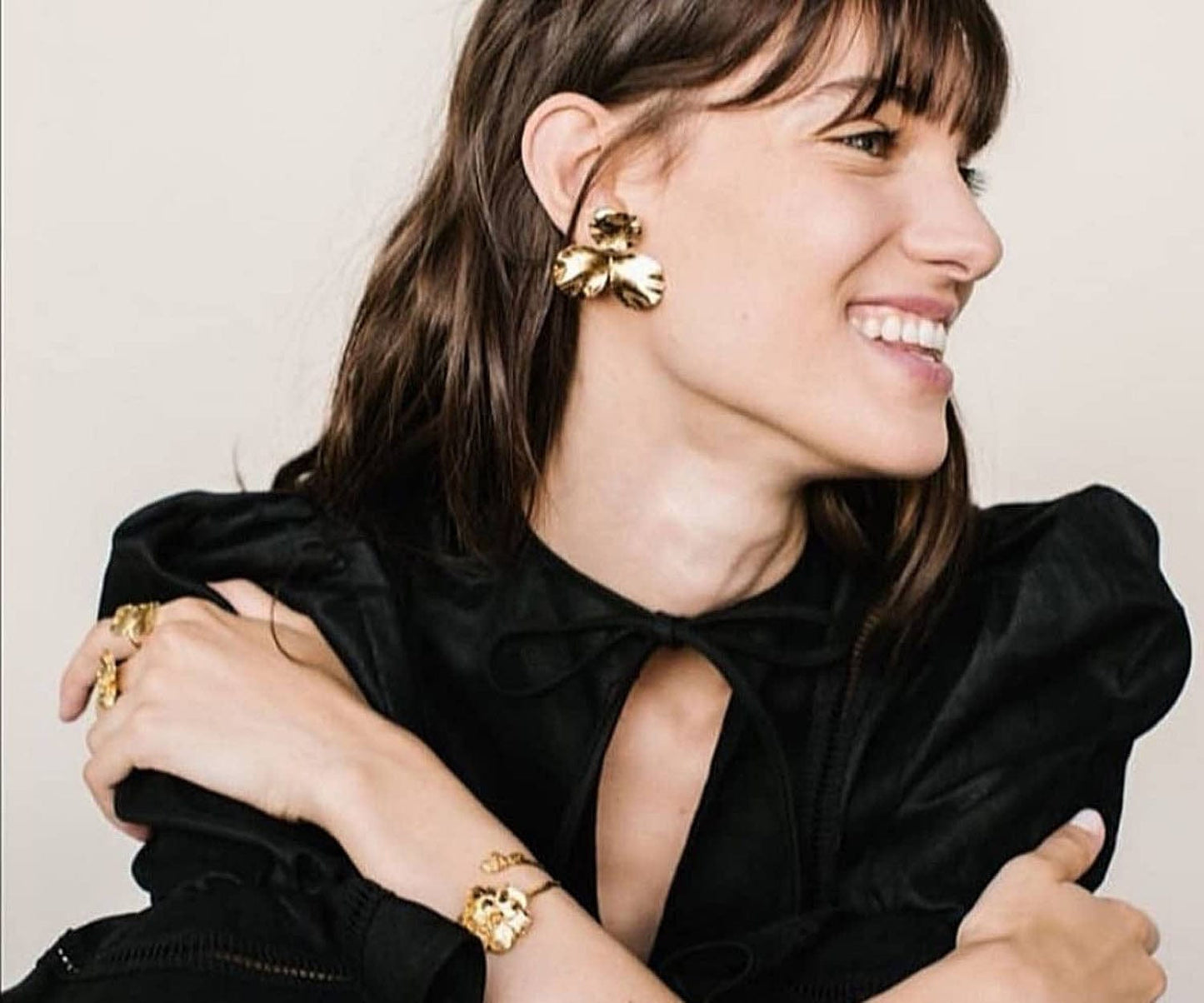 Elise Tsikis Paris Boucles d'oreilles Pensée Medium