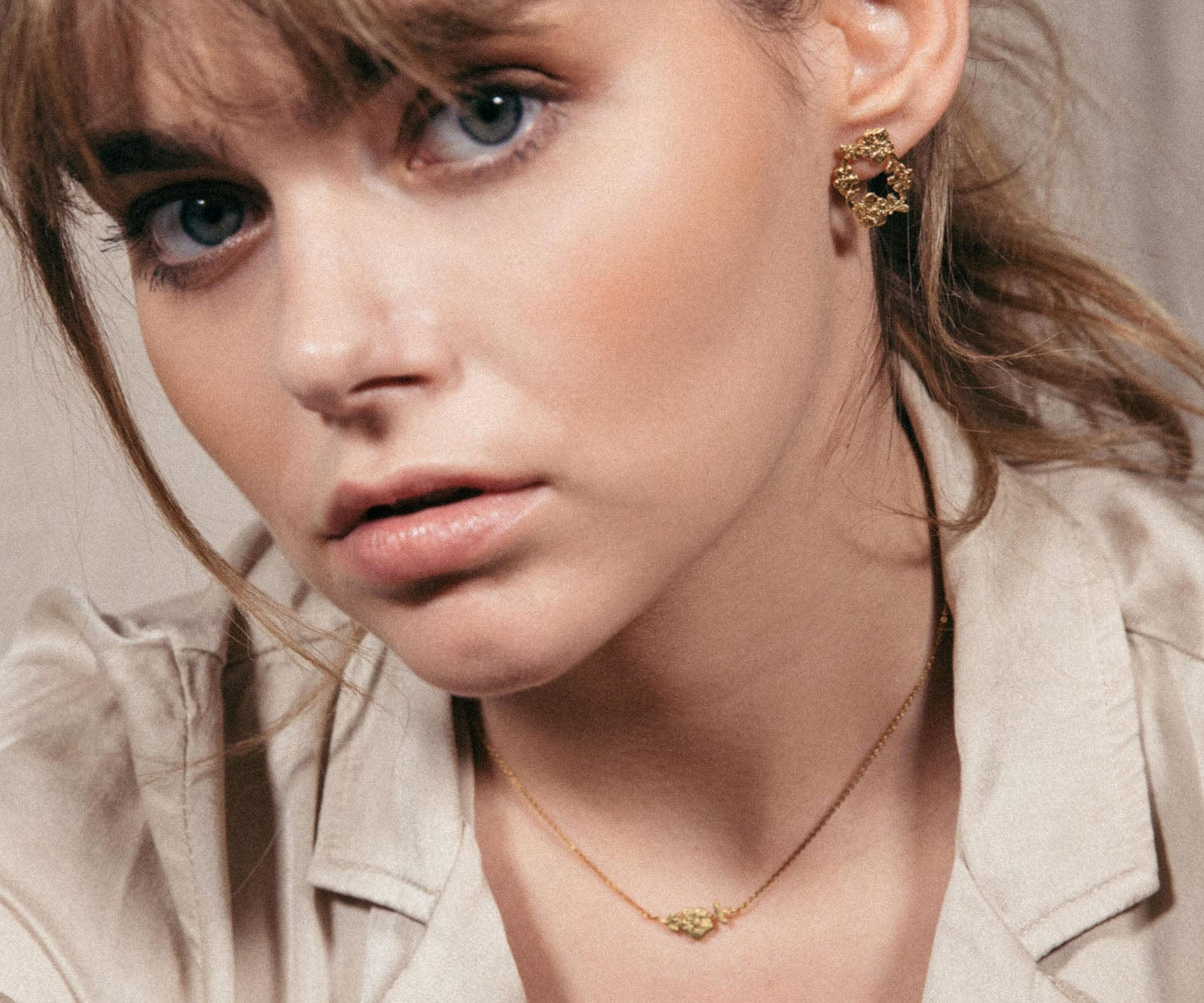 Elise Tsikis Paris Boucles d'oreilles Violette - archive