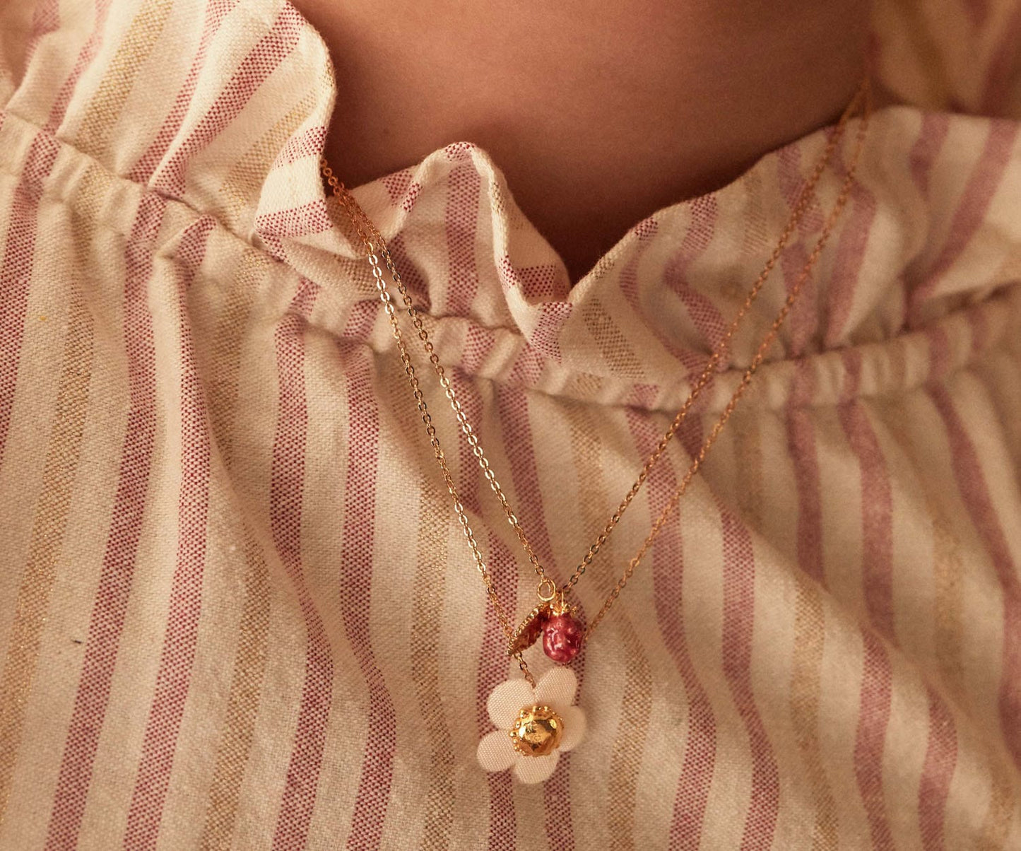 Elise Tsikis Paris Collier Baie - archive