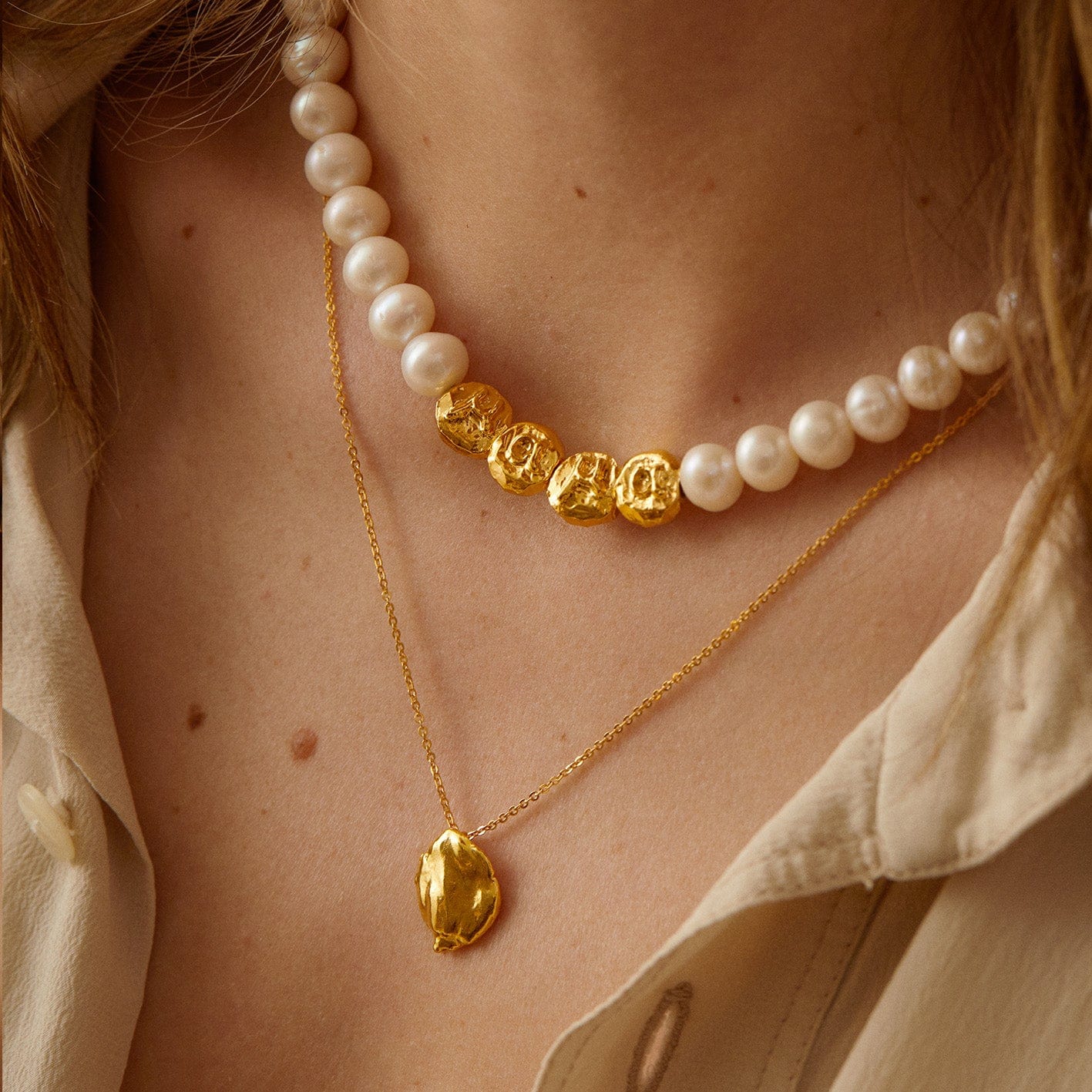 Elise Tsikis Paris Collier Figios - archive