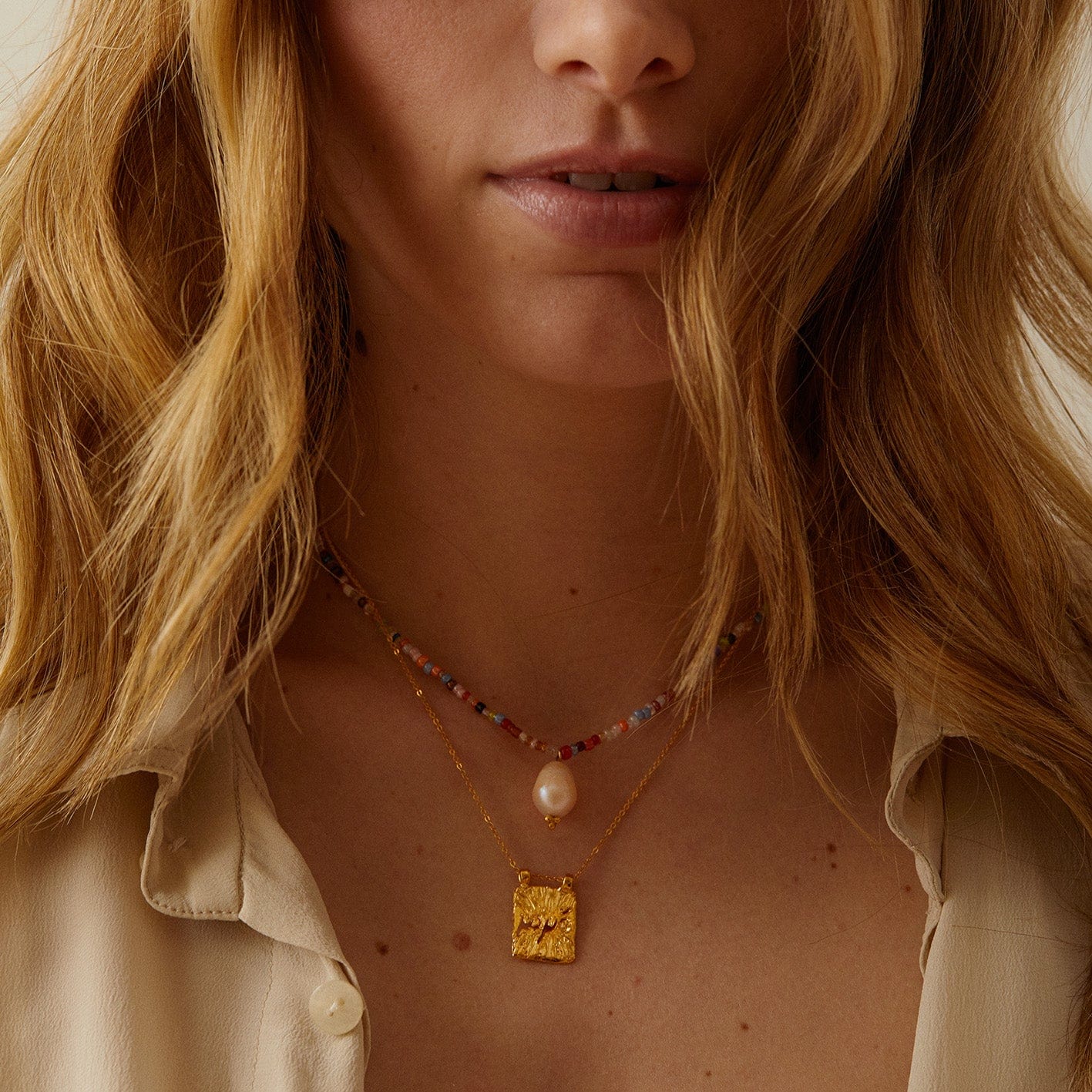 Elise Tsikis Paris Collier Tigani - archive