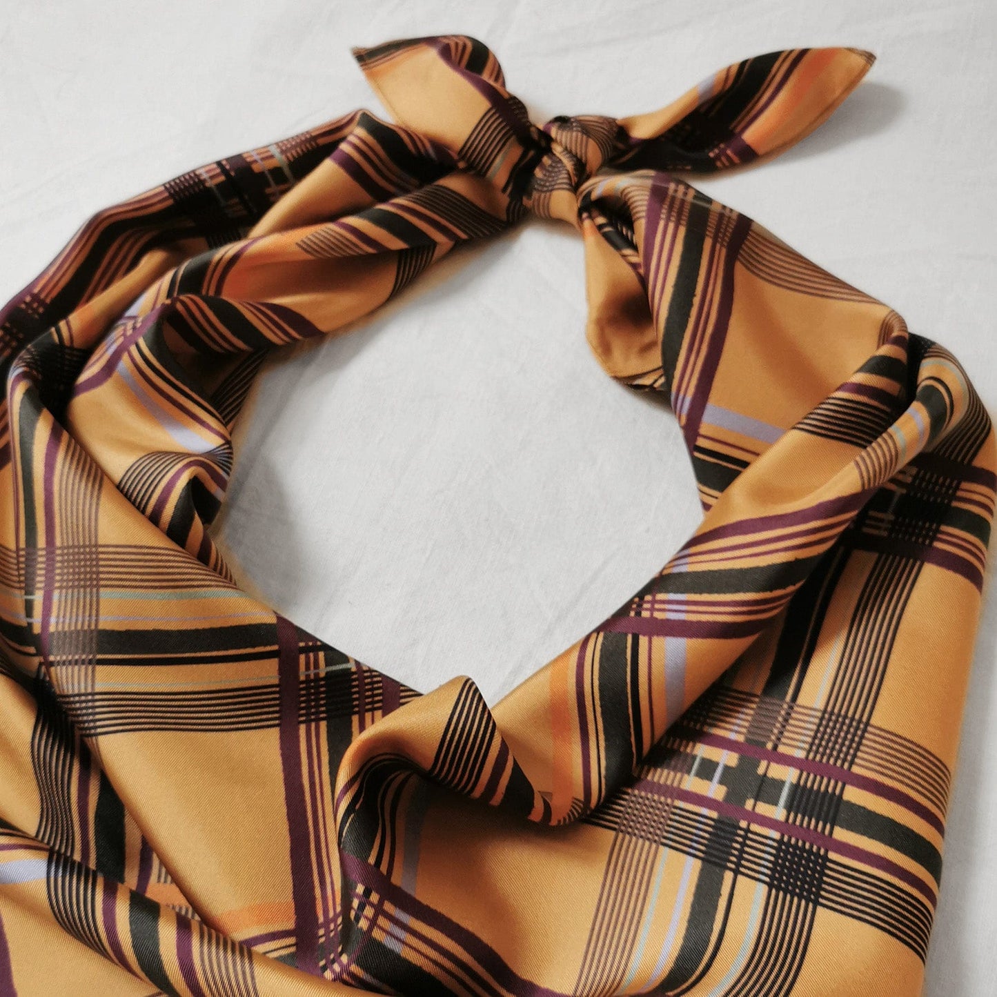 Elise Tsikis Paris Foulard Izamal - archive